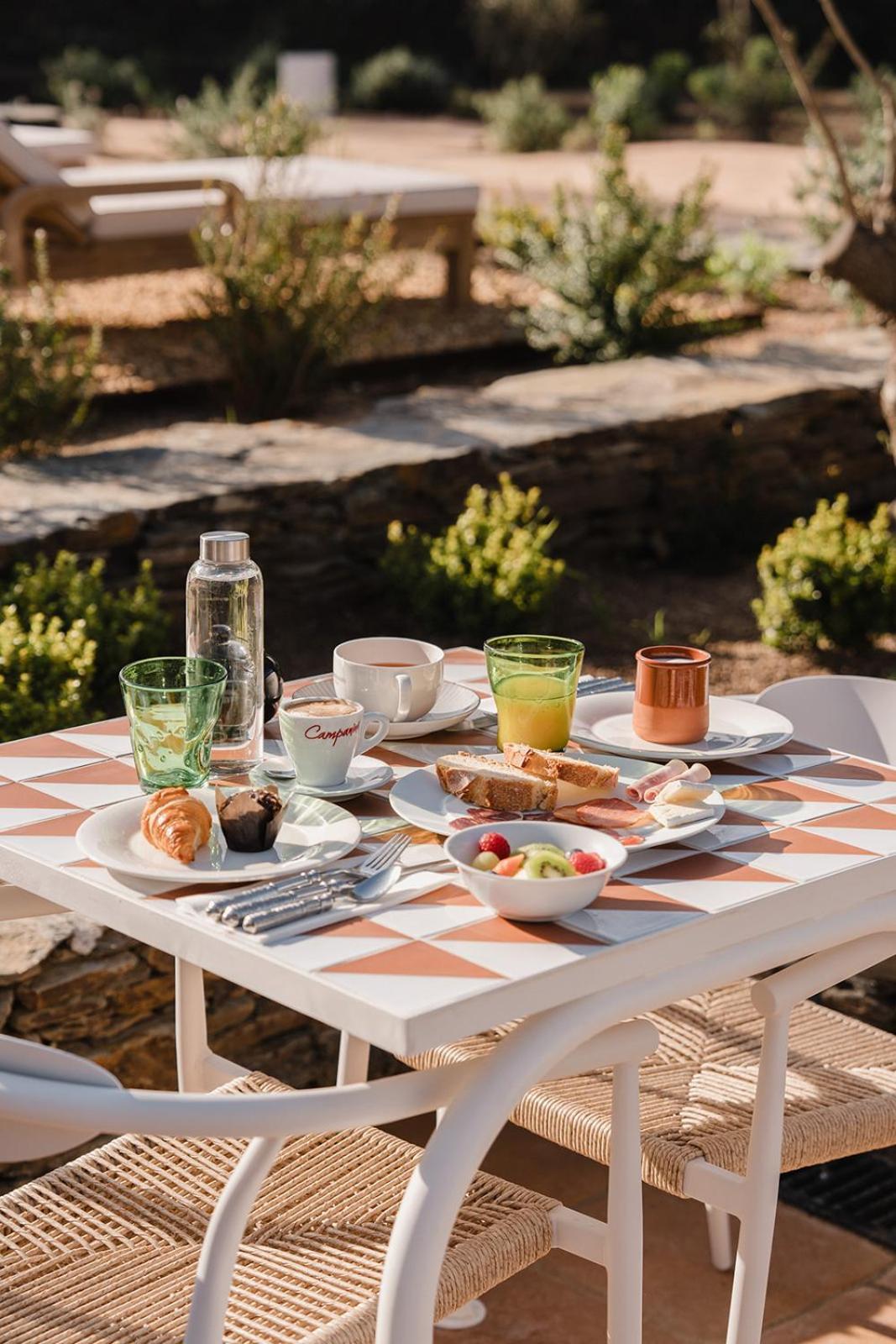 Boutique Hotel Villa Salvador - Adults Only By Fimedhotels Cadaqués Exterior foto
